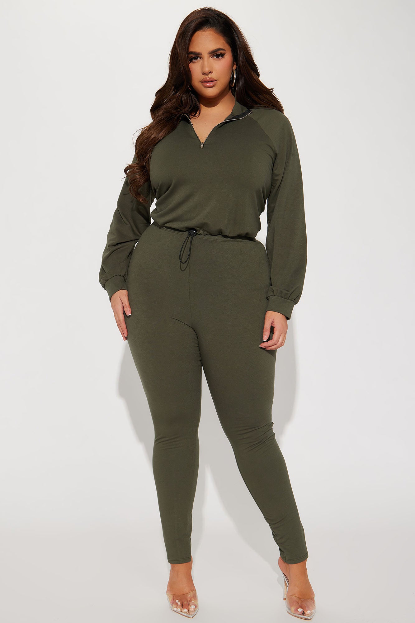 01-27-23Studio4_HY_IM_15-25-31_64_TP8142FN_Olive_P_2969_PLUS_SG