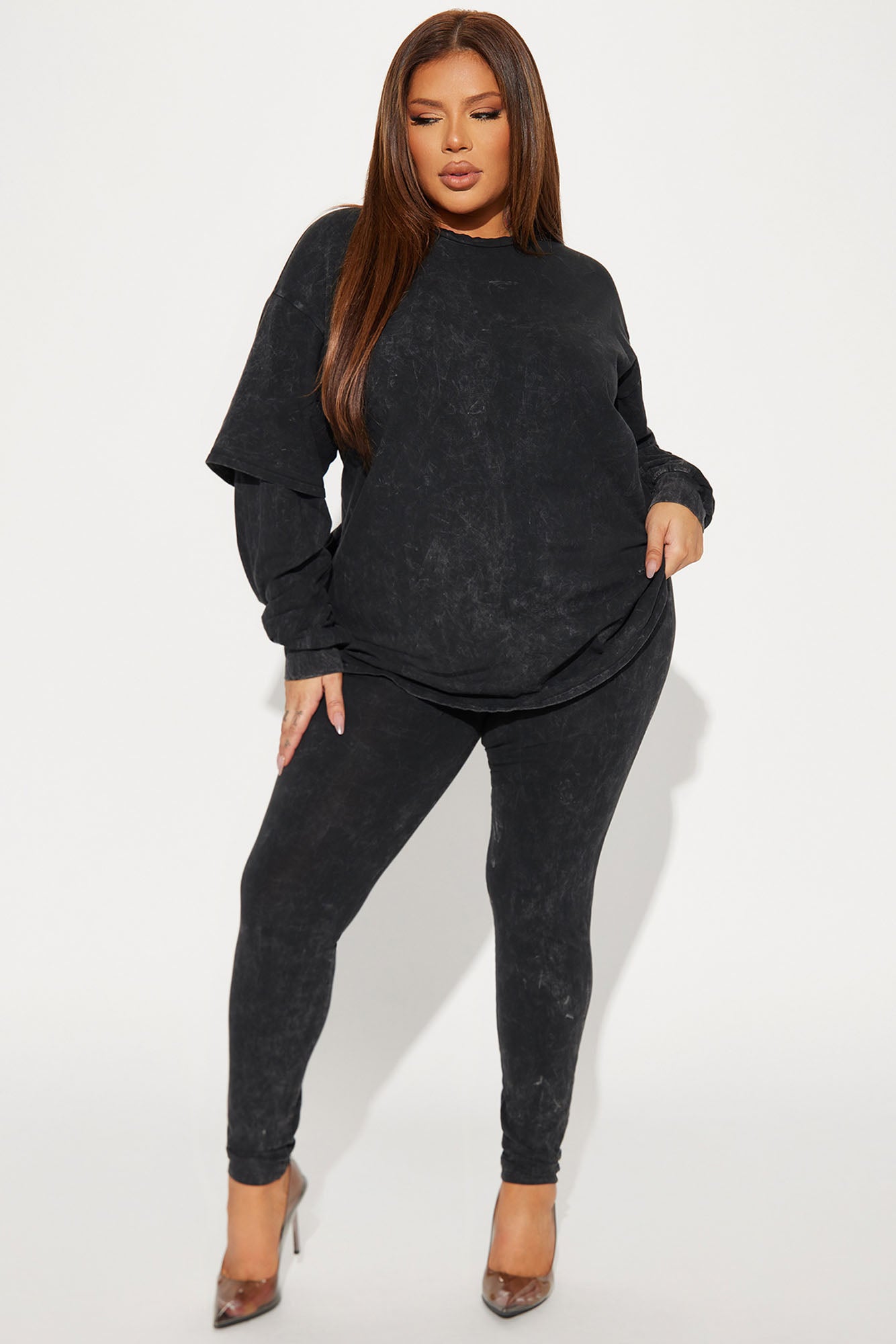 02-28-23STUDIO4_CE_AS_13-41-25_46_TP16242_Black_23480_PLUS_PXF_JF