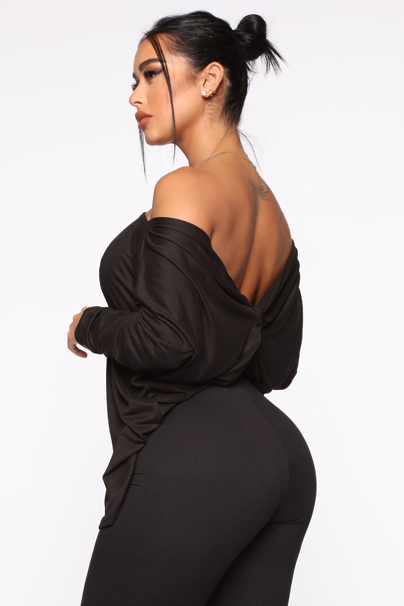 10-10-19_Studio_3_JP_ES_13-25-45_17__ZDST2226_Black_P_0533_JD