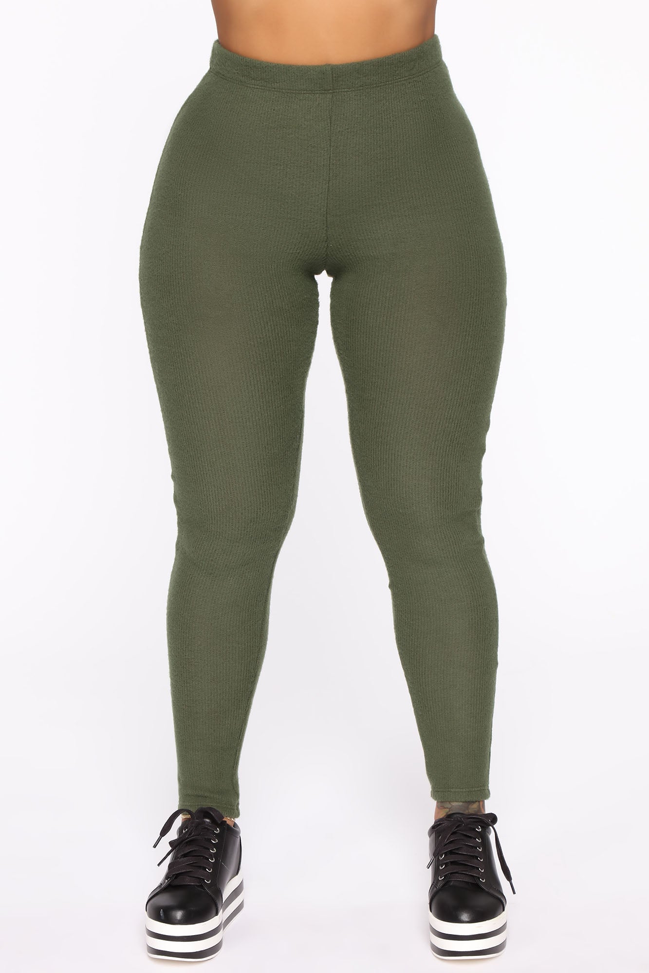 10-21-19_Studio_2_RM_RE_13-51-39_33__TP2058_Olive_1350_WG