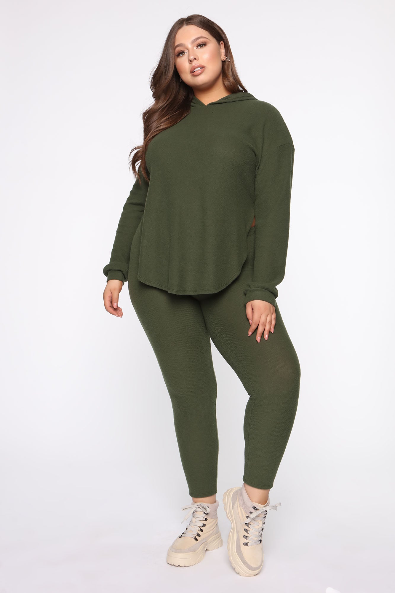 12-30-19_Studio_3_RM_LE_13-59-43_8__TP2058_Olive_0879_PLUS_RP